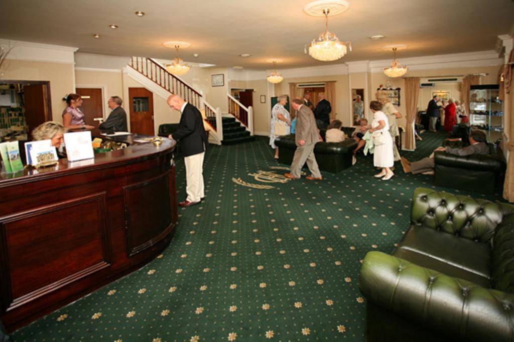 Cliff Head Hotel Carlyon Bay Exterior foto